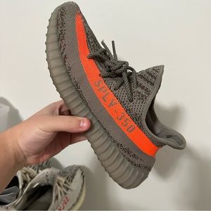 Yeezy beluga non-reflective size 11